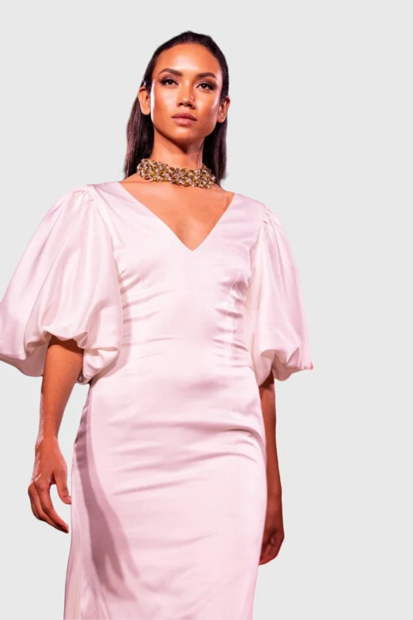 Voluminous Sleeves V-neck Gown - Image 2